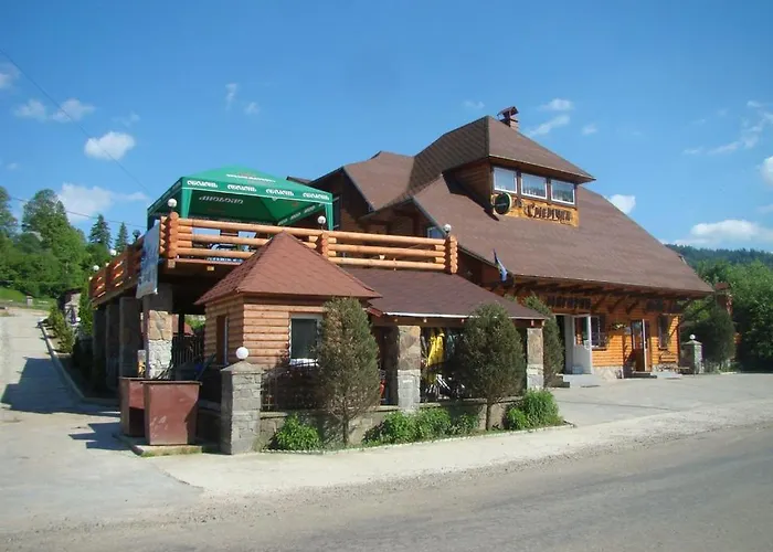 Hotel Smerichka *
